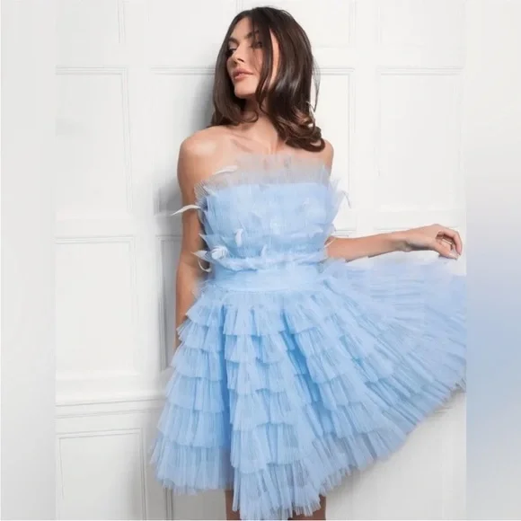 NWT $798 MAC DUGGAL Blue Feathered Strapless Tulle Fit and Flare Dress BLUE MINI Strapless